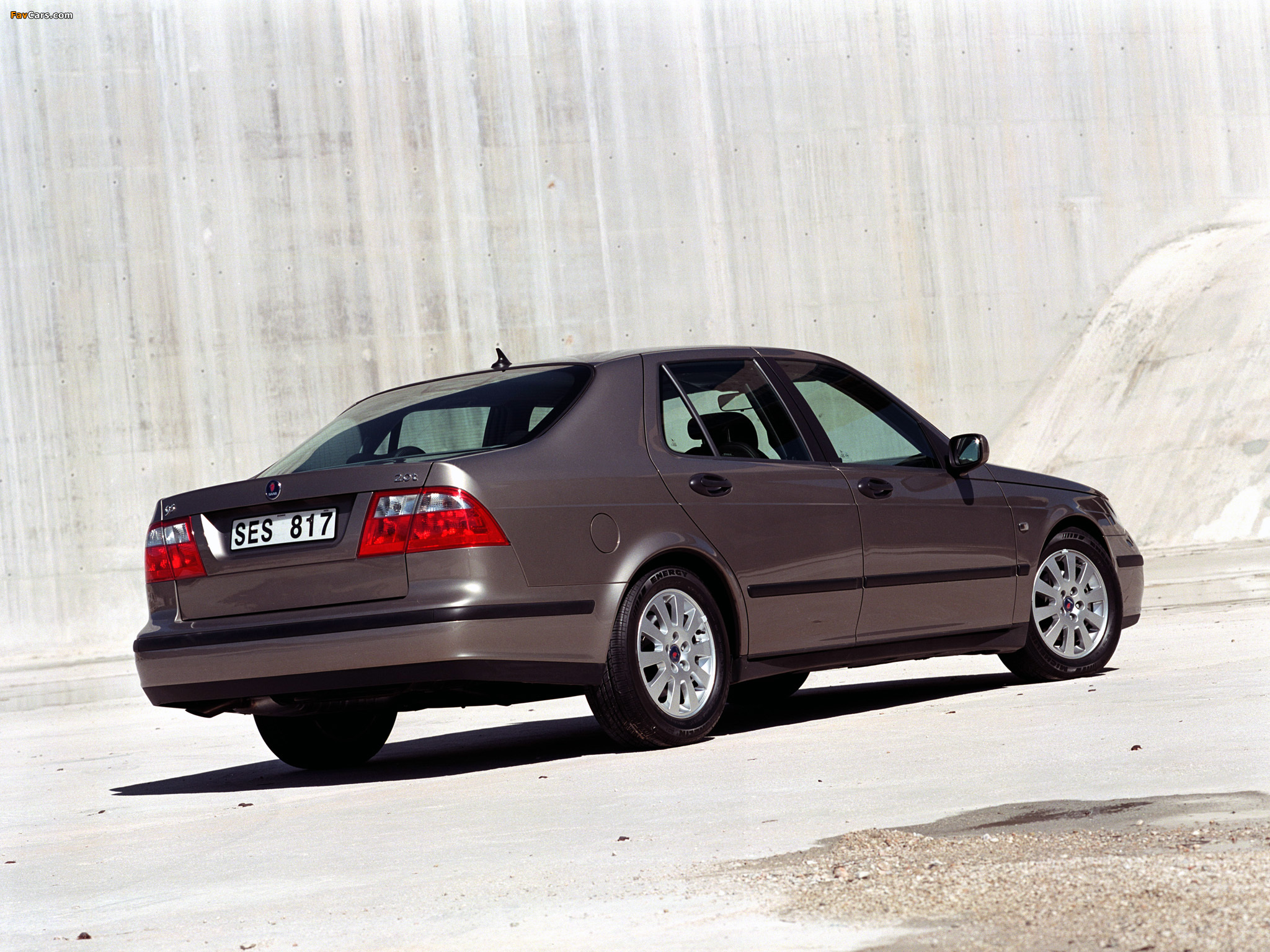 Images of Saab 9-5 Sedan 2002–05 (2048 x 1536)