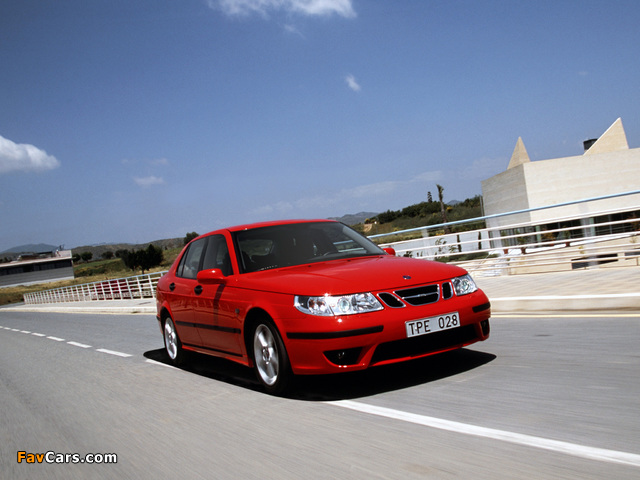 Images of Saab 9-5 Aero Sedan 2002–05 (640 x 480)