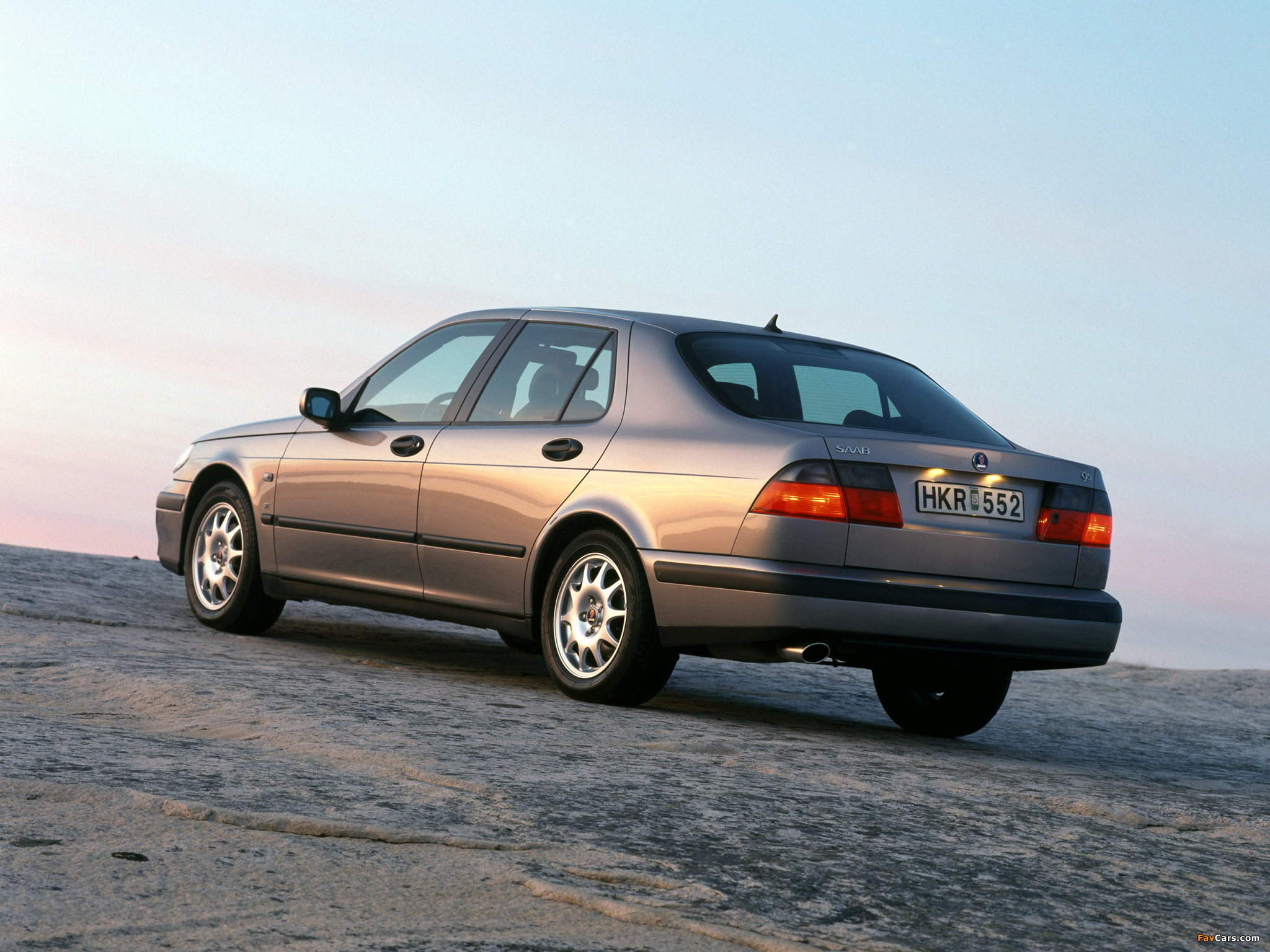 Photos of Saab 9-5 Sedan 1997–2001 (2048 x 1536)