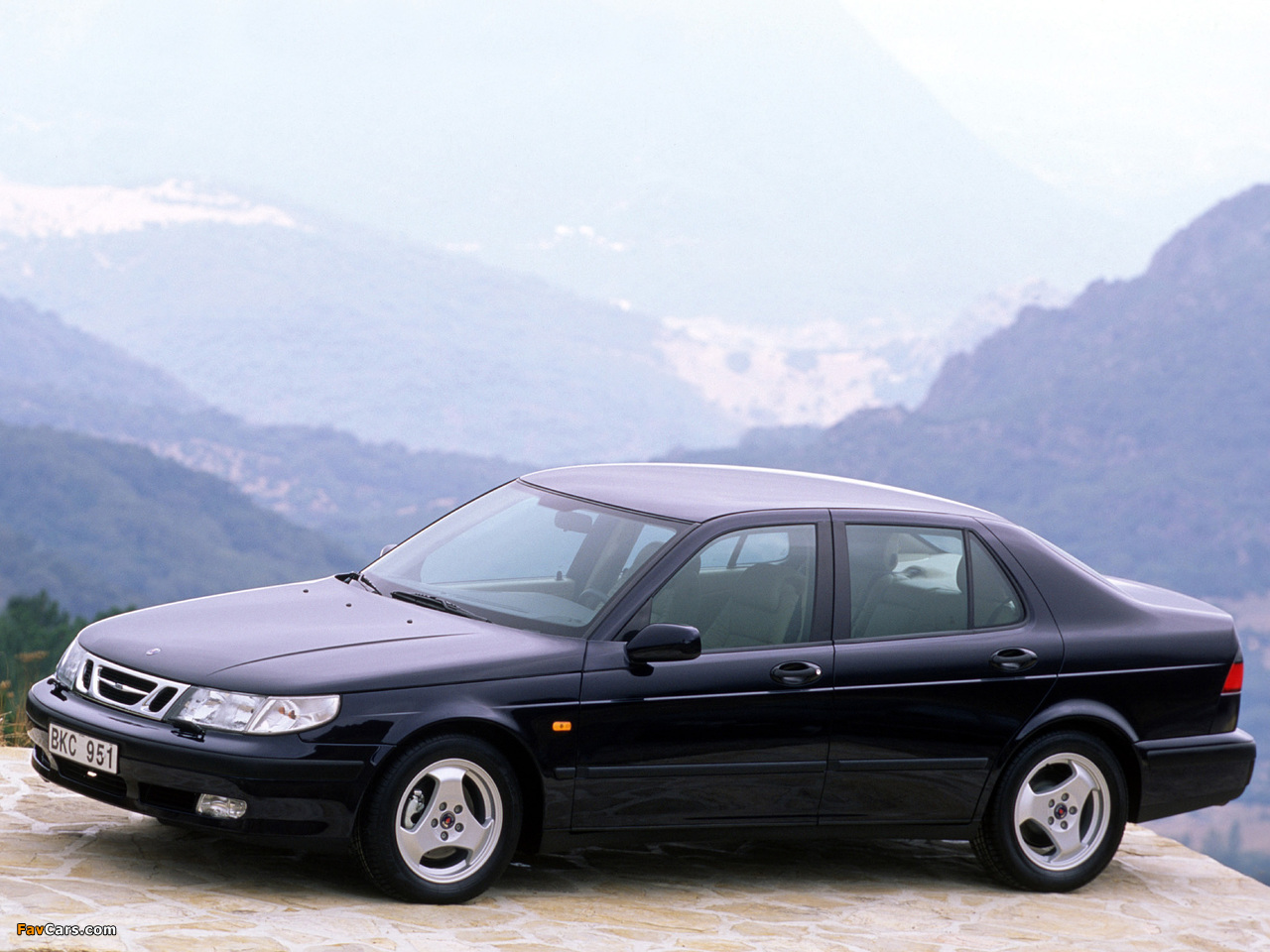 Photos of Saab 9-5 Sedan 1997–2001 (1280 x 960)