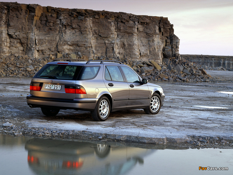 Photos of Saab 9-5 Wagon 1998–2001 (800 x 600)