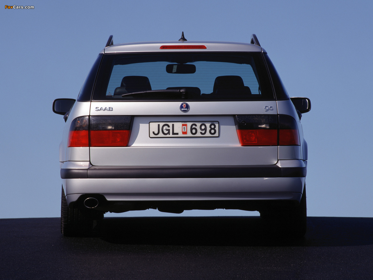 Photos of Saab 9-5 Aero Wagon 1999–2001 (1280 x 960)