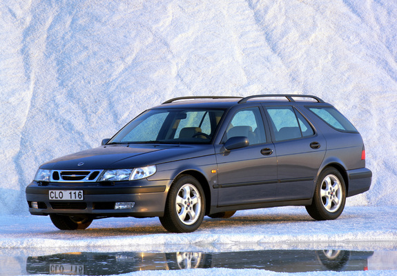 Pictures of Saab 9-5 Wagon 1998–2001