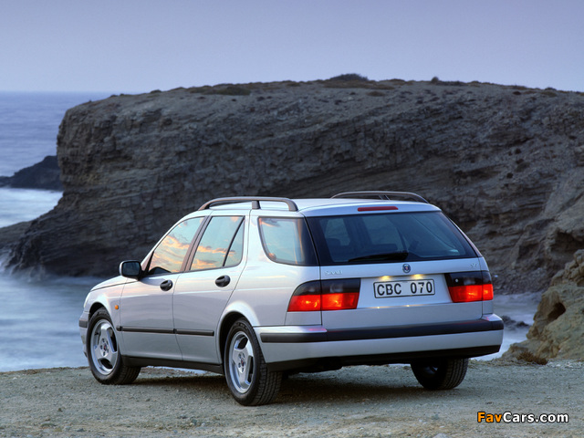 Pictures of Saab 9-5 Wagon 1998–2001 (640 x 480)