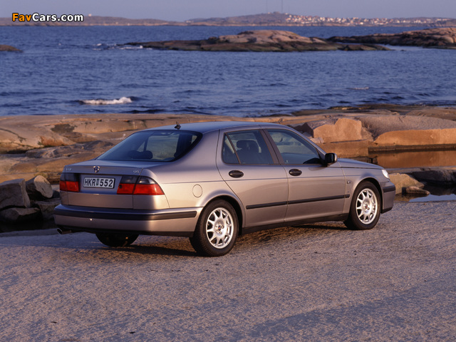 Saab 9-5 Sedan 1997–2001 images (640 x 480)