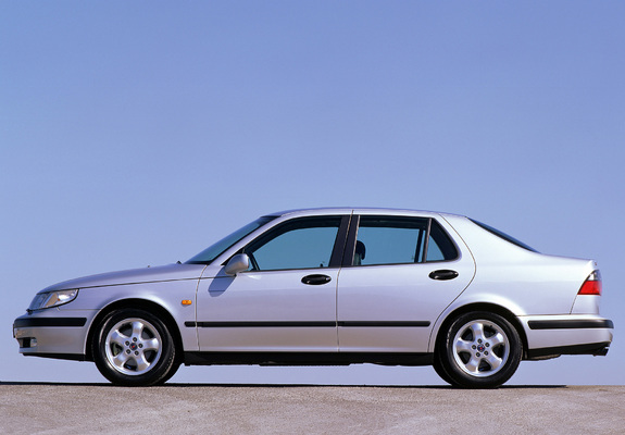 Saab 9-5 Sedan 1997–2001 photos