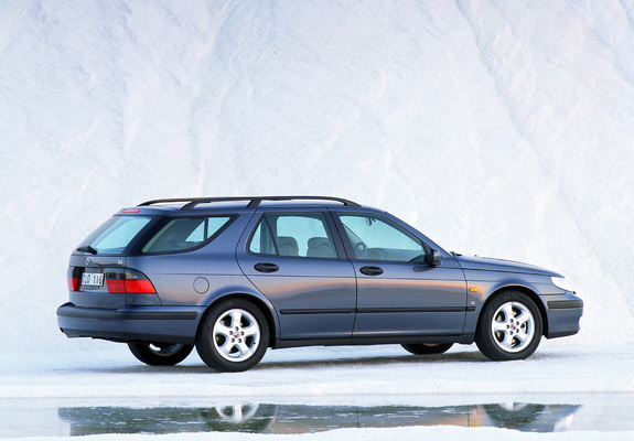 Saab 9-5 Wagon 1998–2001 pictures