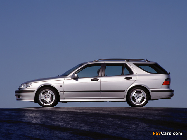 Saab 9-5 Aero Wagon 1999–2001 images (640 x 480)