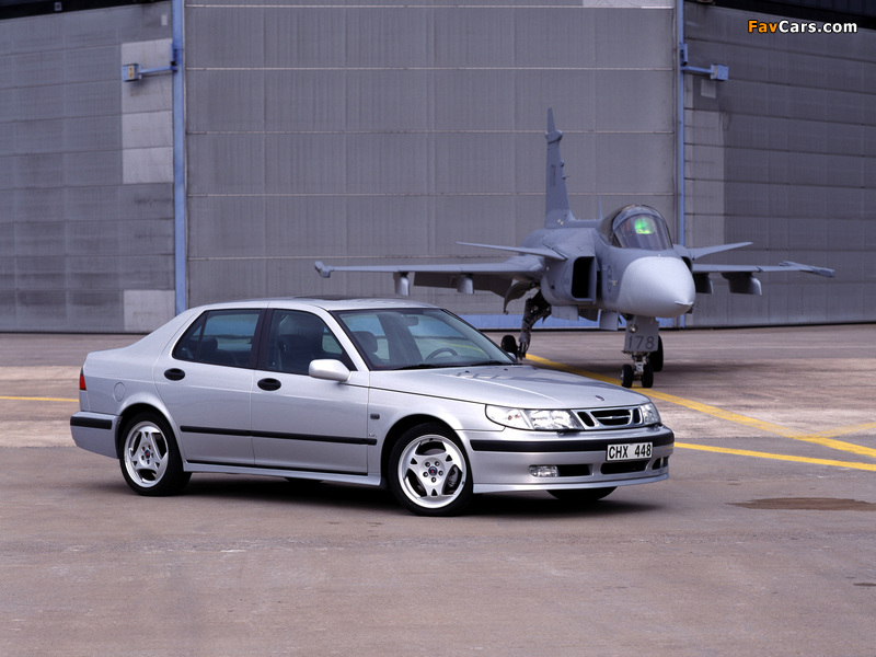 Saab 9-5 Aero Sedan 1999–2001 wallpapers (800 x 600)