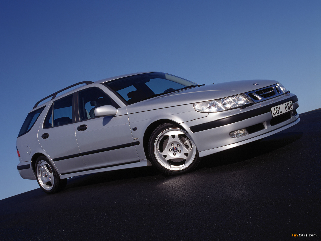 Saab 9-5 Aero Wagon 1999–2001 wallpapers (1280 x 960)