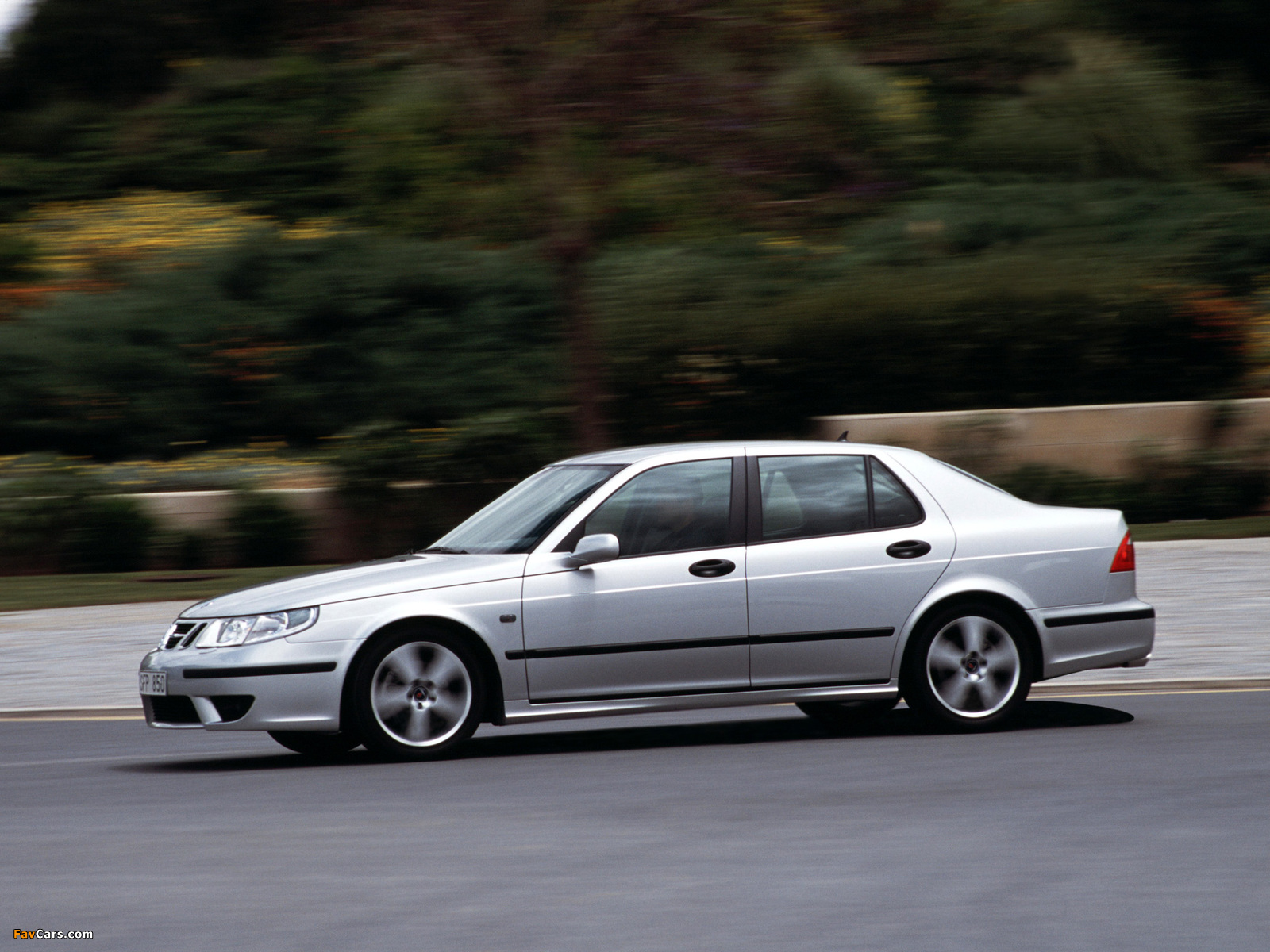 Saab 9-5 Aero Sedan 2002–05 wallpapers (1600 x 1200)