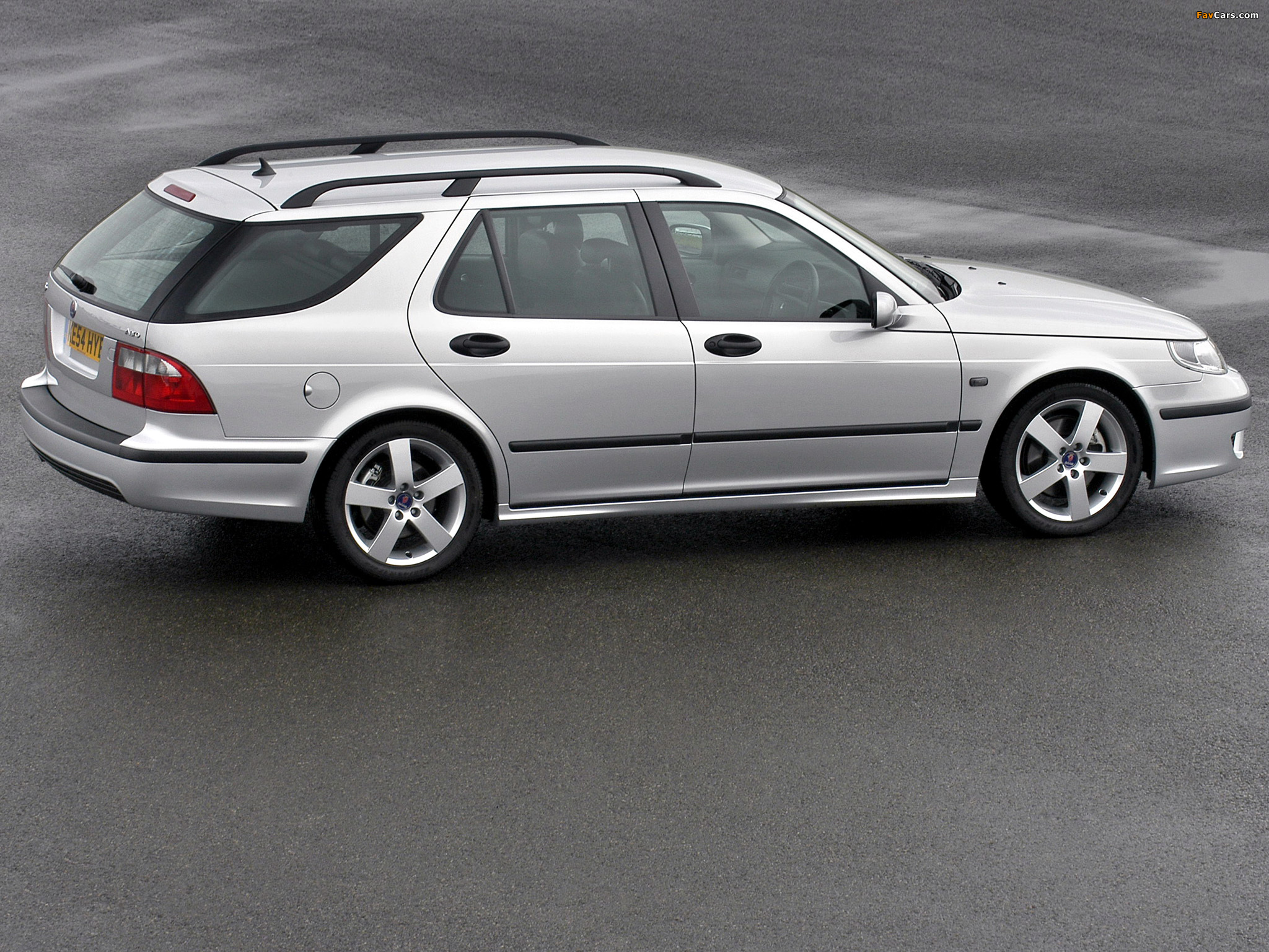 Saab 9-5 Aero Wagon UK-spec 2002–05 wallpapers (2048 x 1536)