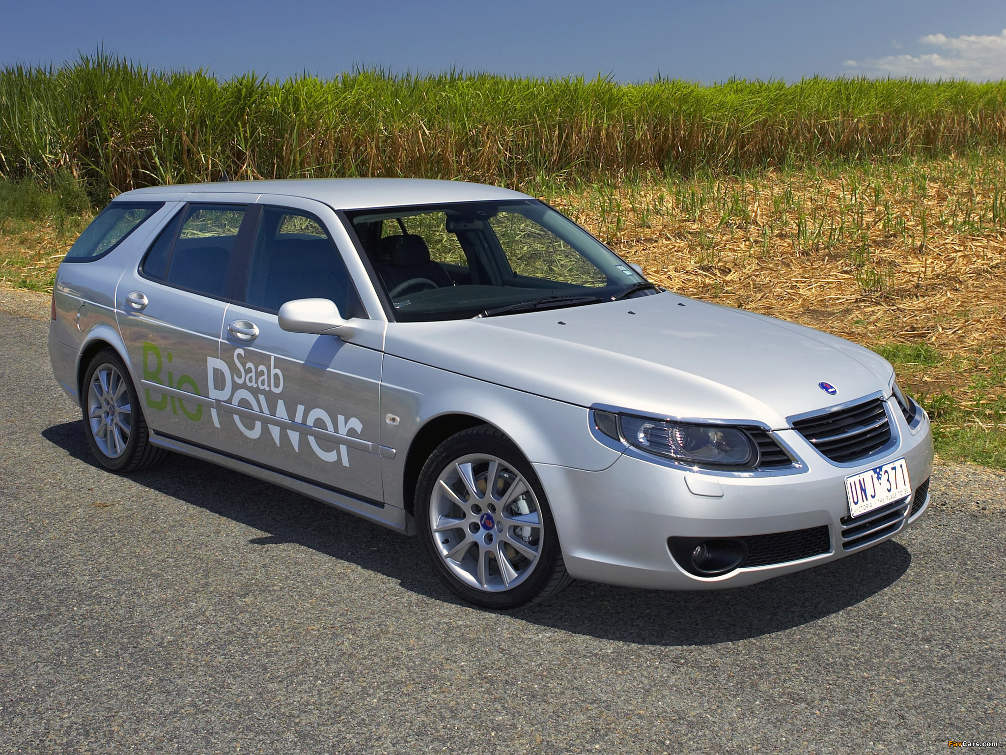 Saab 9-5 BioPower SportCombi 2008–10 pictures (2048 x 1536)