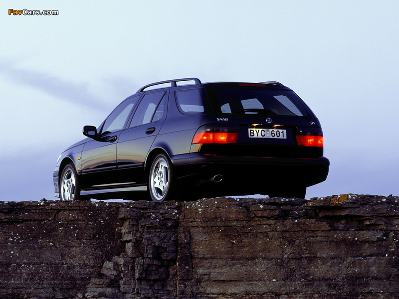 Saab 9-5 Aero Wagon 1999–2001 wallpapers (800 x 600)