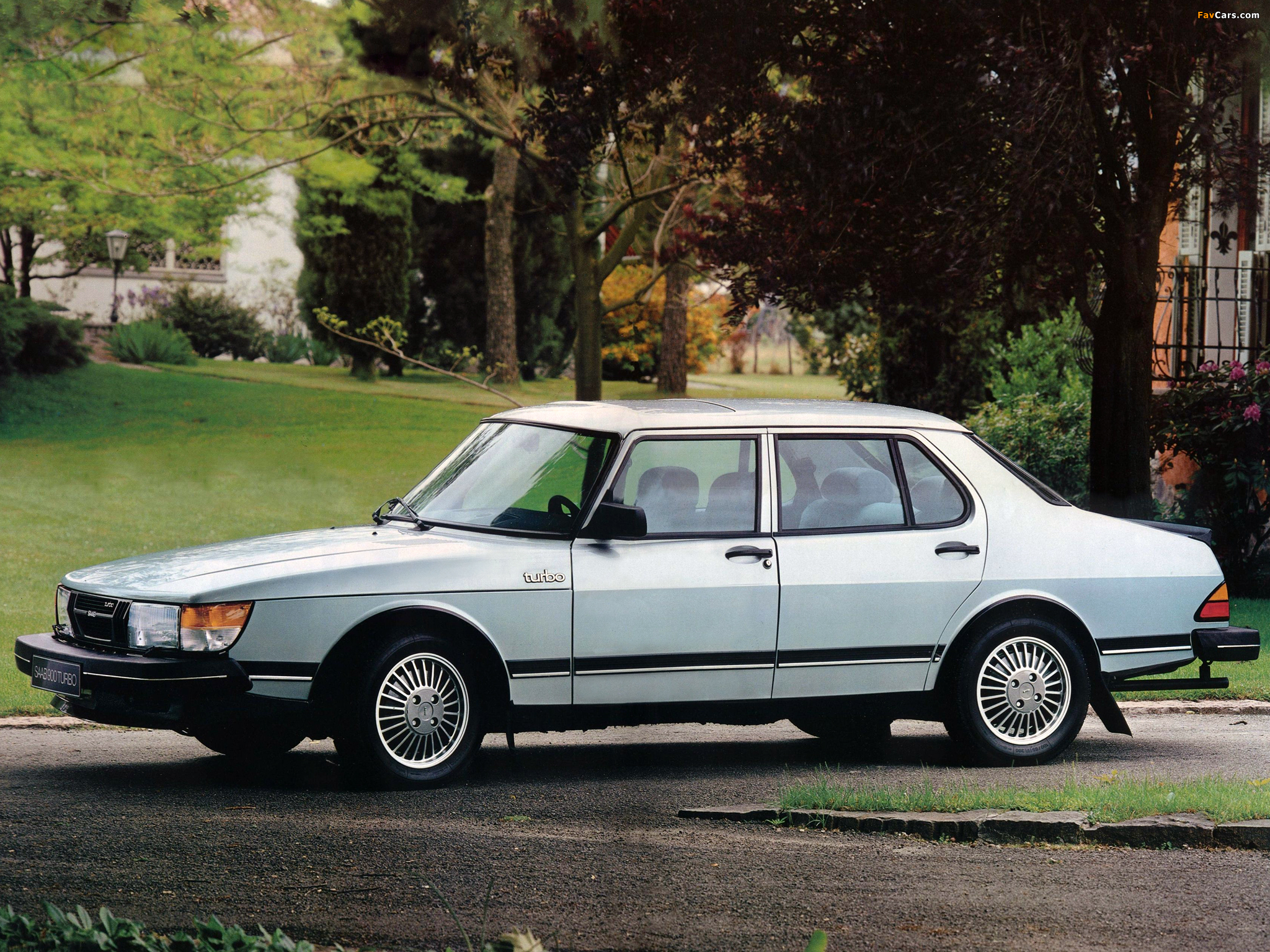 Images of Saab 900 Turbo Sedan 1984–89 (2048 x 1536)