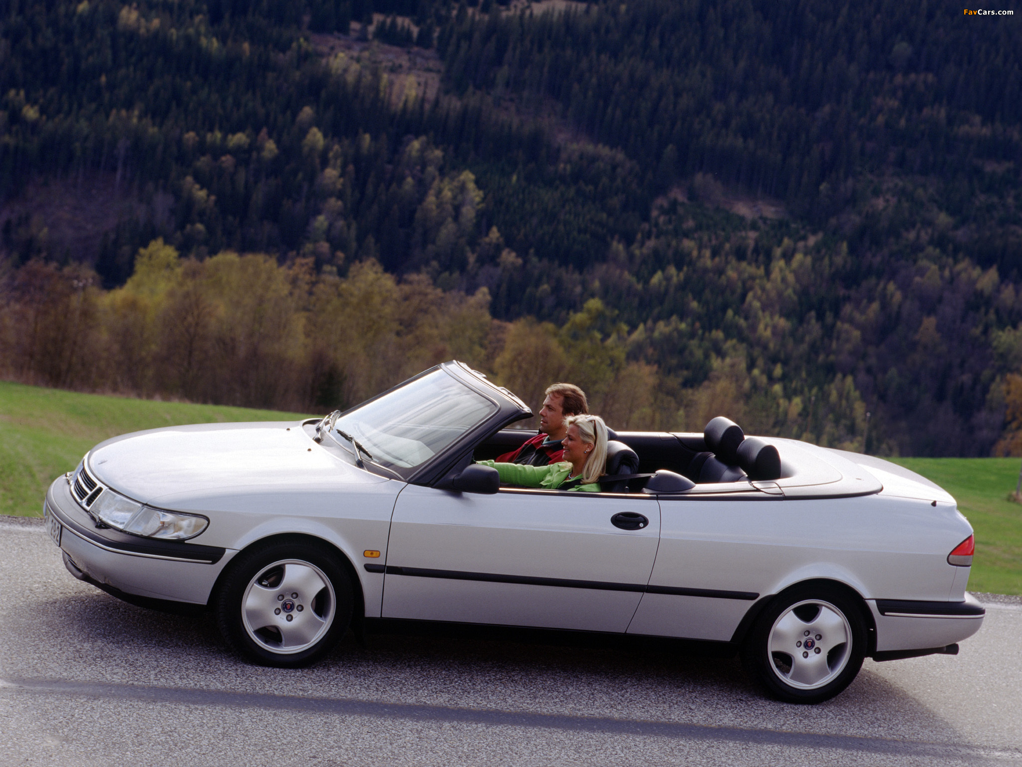 Images of Saab 900 SE Turbo Convertible 1993–98 (2048 x 1536)