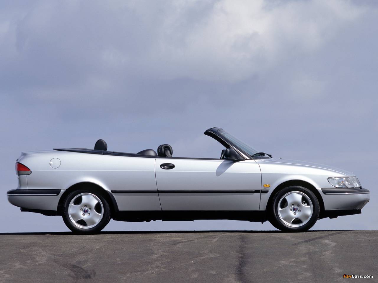 Images of Saab 900 SE Turbo Convertible 1993–98 (1280 x 960)