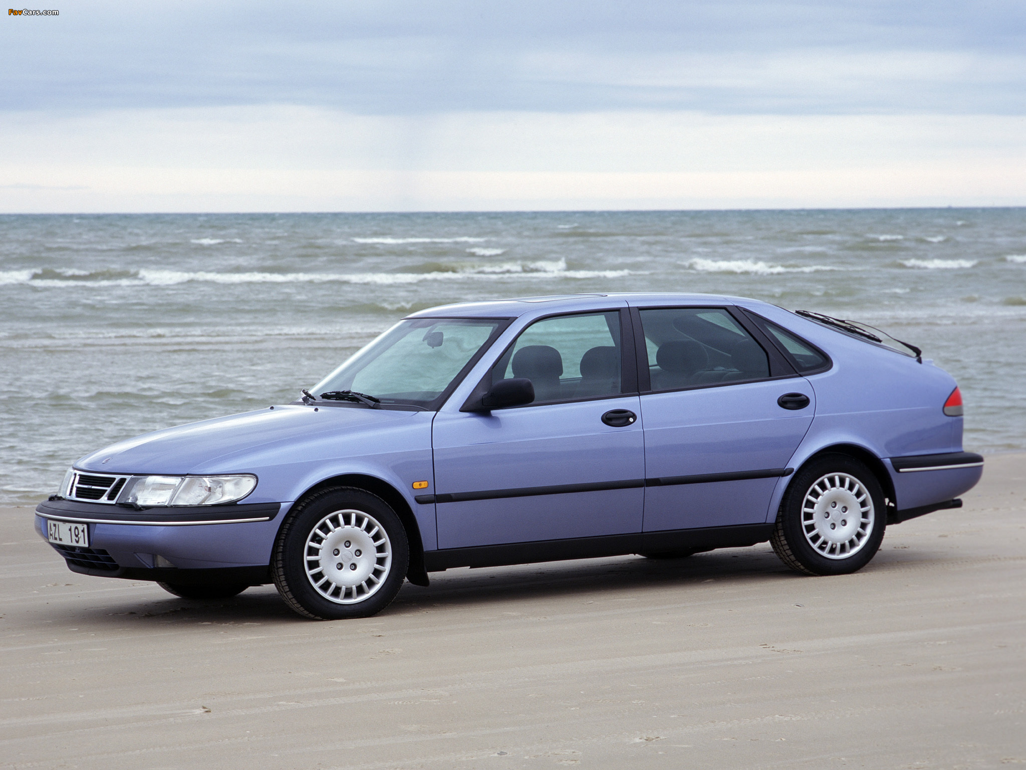 Images of Saab 900 S 1993–98 (2048 x 1536)