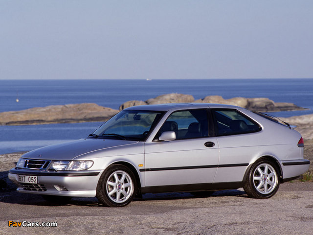 Images of Saab 900 SE Talladega Coupe 1997–98 (640 x 480)
