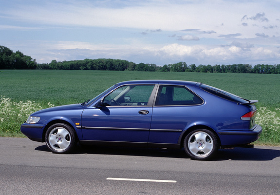 Photos of Saab 900 SE Turbo Coupe 1993–98