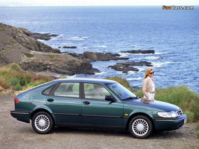 Photos of Saab 900 1993–98 (640 x 480)