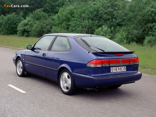 Photos of Saab 900 SE Turbo Coupe 1993–98 (640 x 480)
