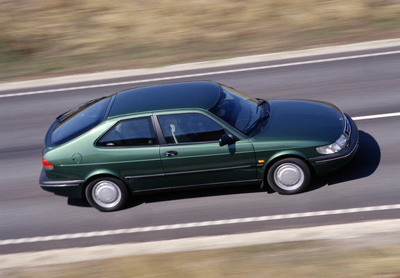 Photos of Saab 900 S Coupe 1993–98