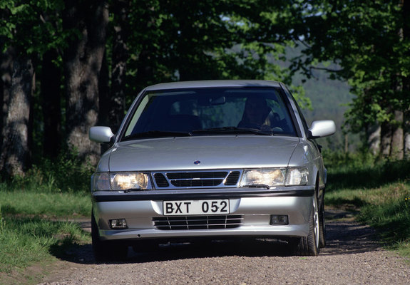 Photos of Saab 900 SE Talladega Coupe 1997–98