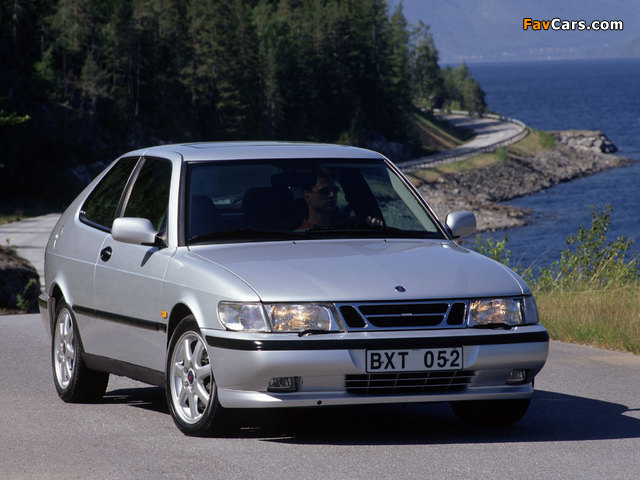Photos of Saab 900 SE Talladega Coupe 1997–98 (640 x 480)