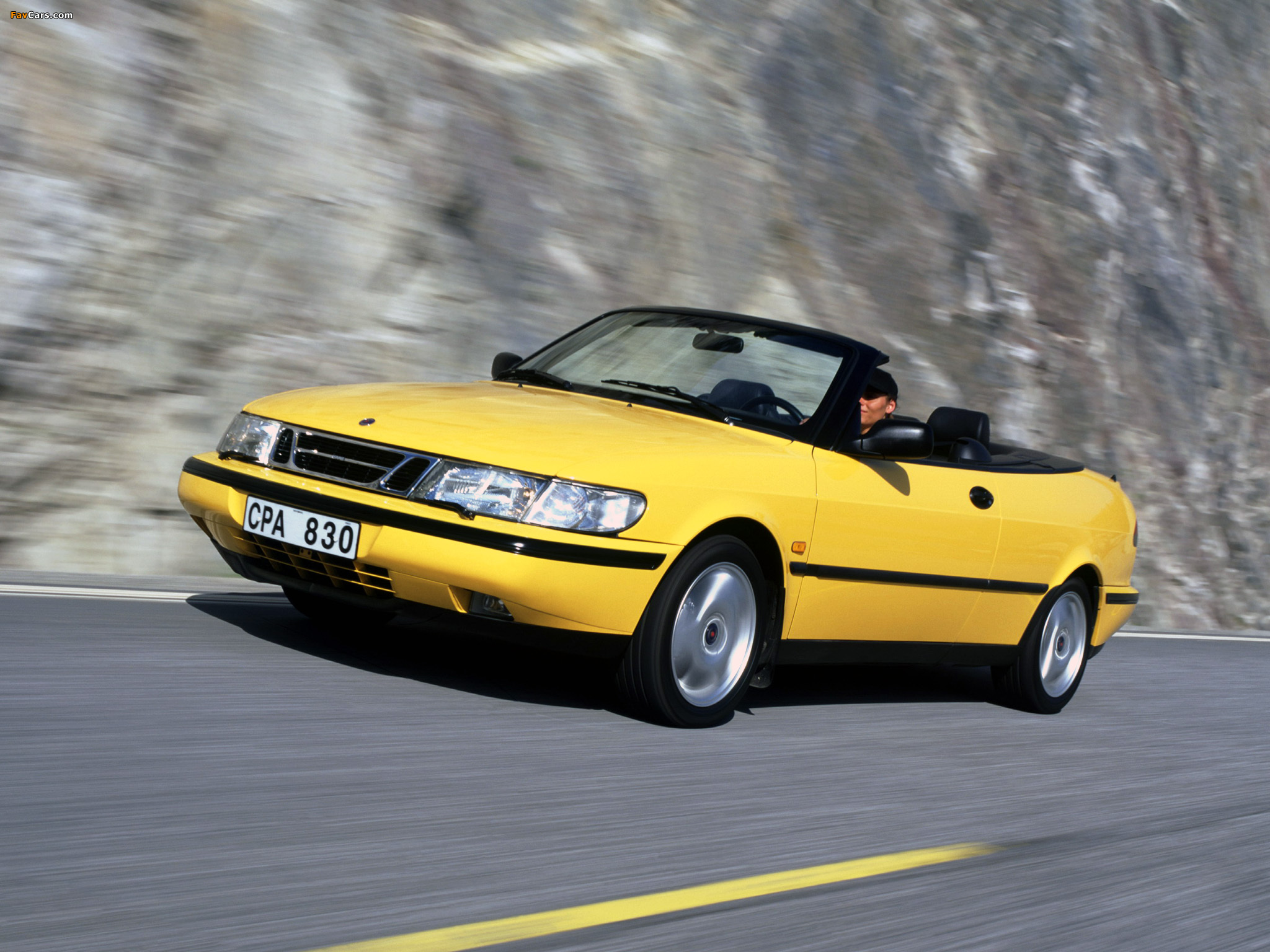 Pictures of Saab 900 SE Turbo Convertible 1993–98 (2048 x 1536)