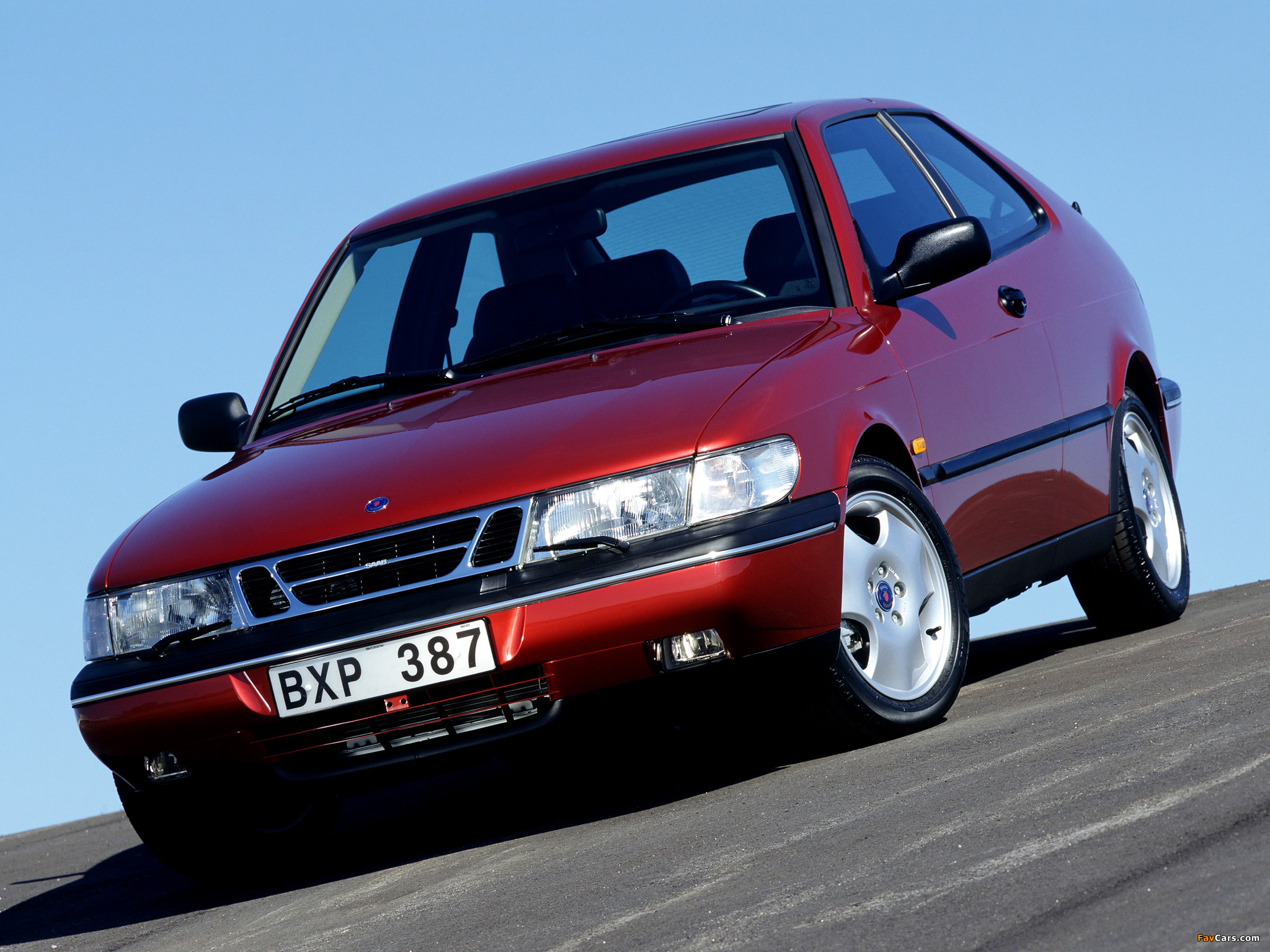 Pictures of Saab 900 SE Turbo Coupe 1993–98 (2048 x 1536)