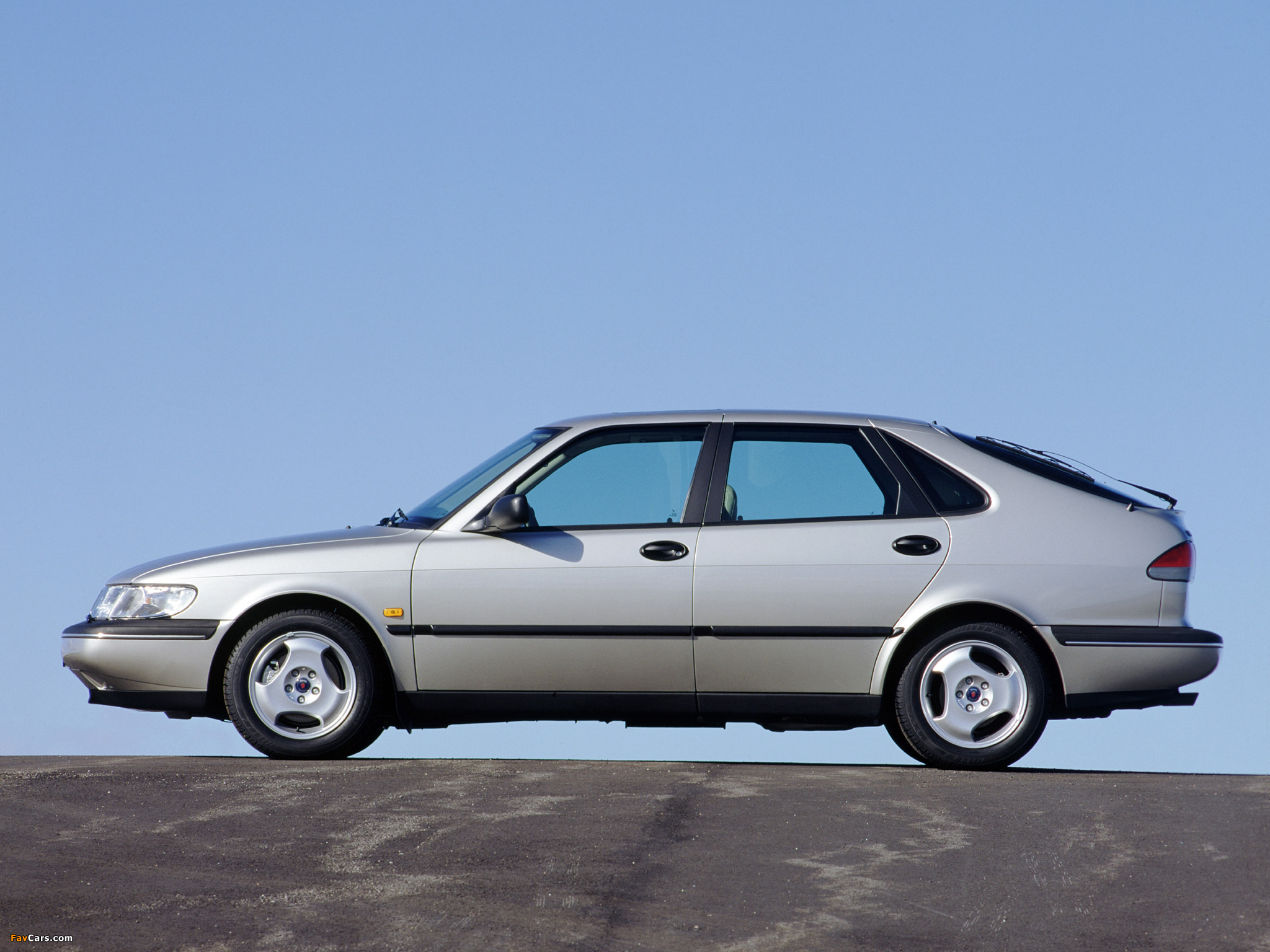 Pictures of Saab 900 1993–98 (2048 x 1536)