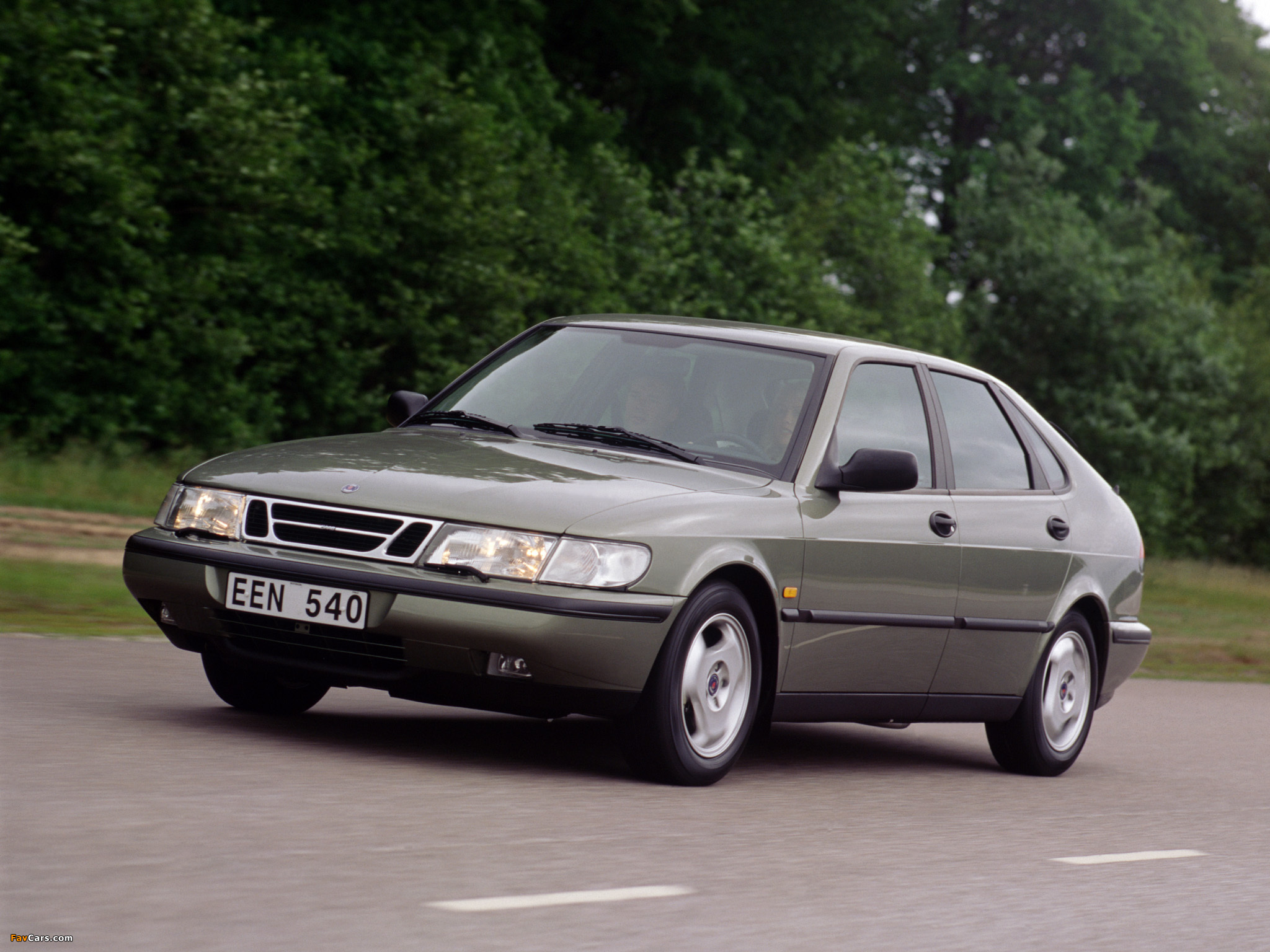 Pictures of Saab 900 S 1993–98 (2048 x 1536)
