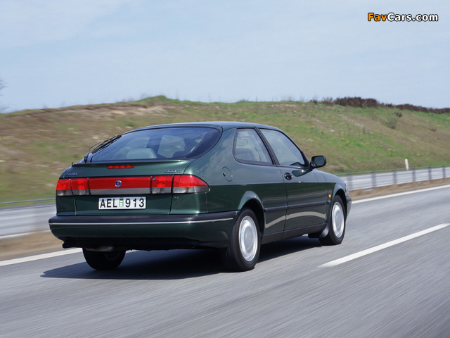 Pictures of Saab 900 S Coupe 1993–98 (640 x 480)