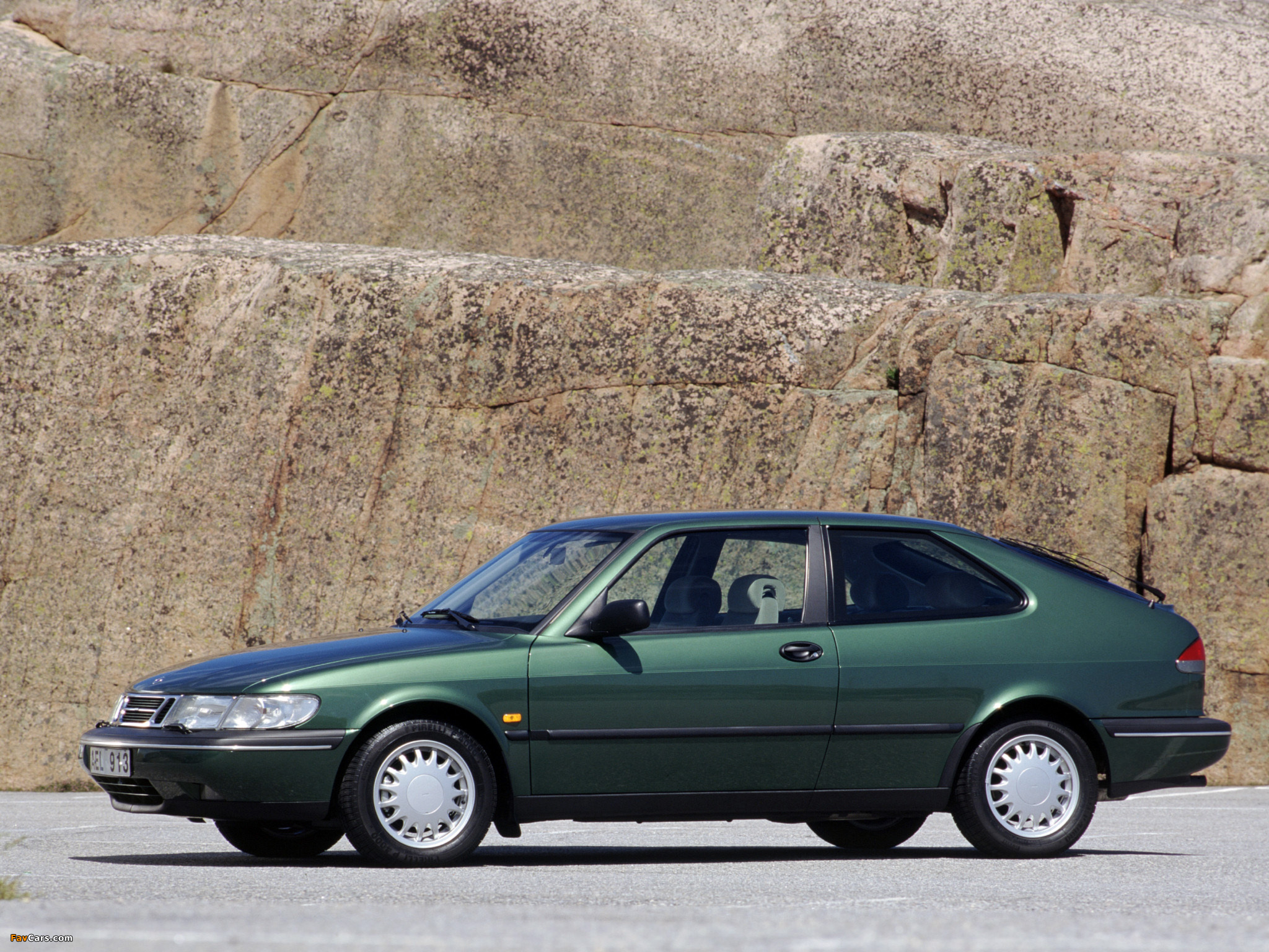 Saab 900 S Coupe 1993–98 images (2048 x 1536)