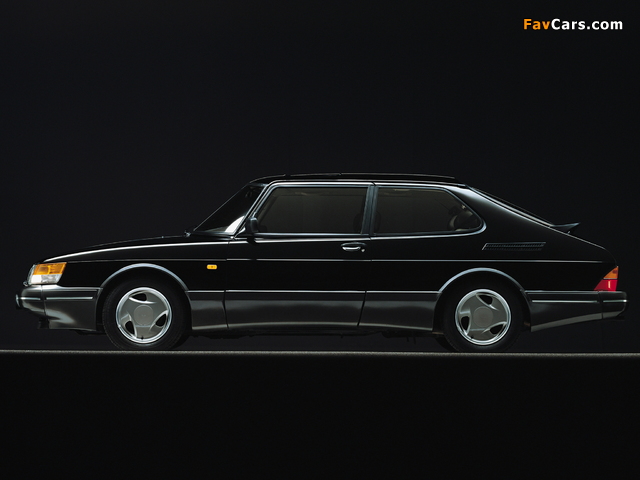 Saab 900 Turbo Commemorative Edition 1993 images (640 x 480)