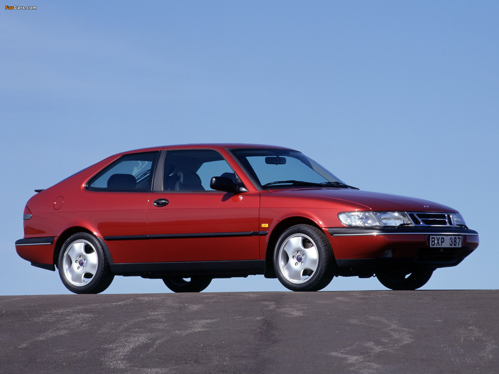 Saab 900 SE Turbo Coupe 1993–98 photos (1600 x 1200)