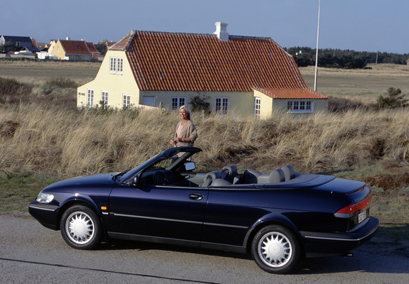 Saab 900 S Convertible 1993–98 pictures