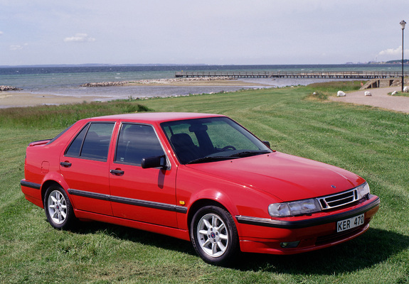 Pictures of Saab 9000 CSE Anniversary Edition 1996–98