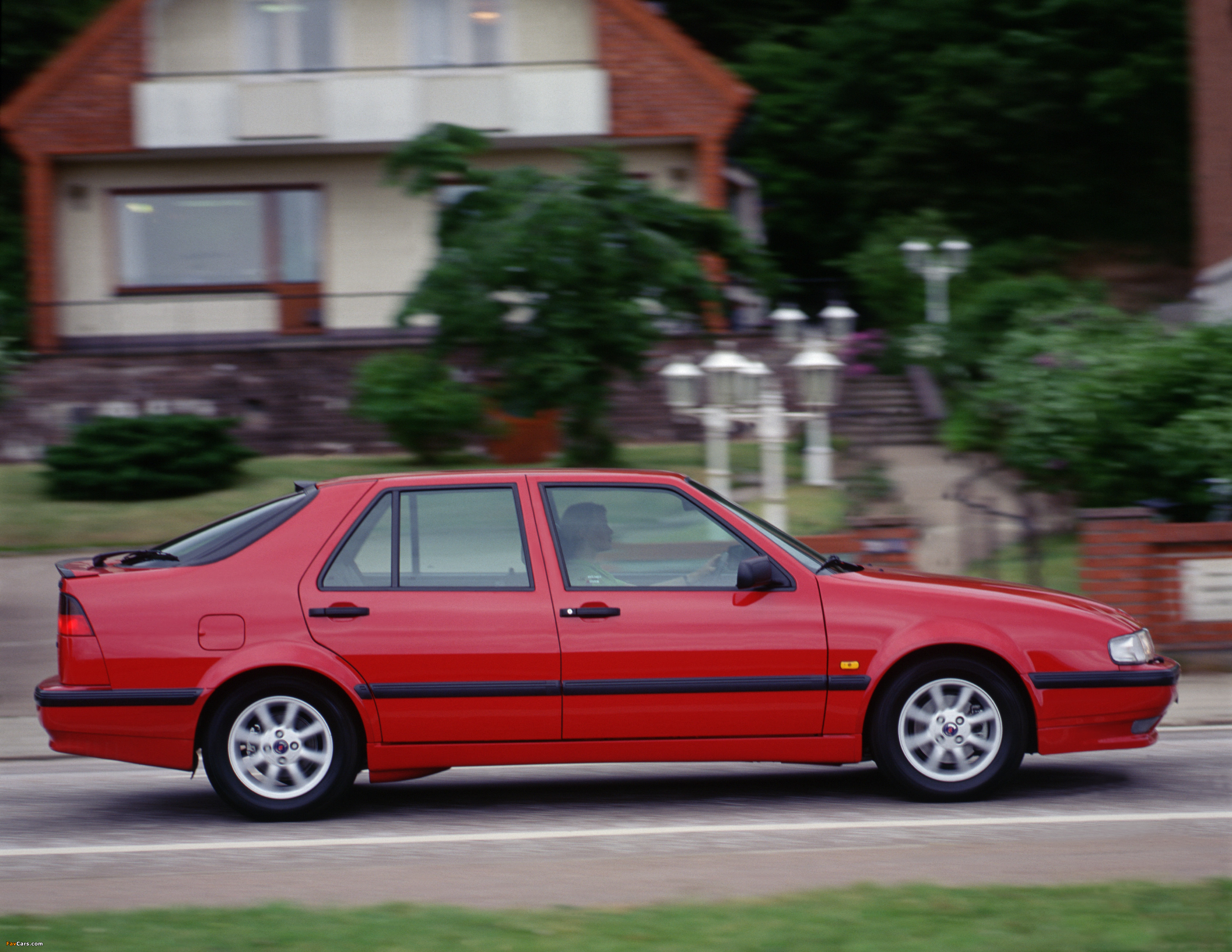 Pictures of Saab 9000 CSE Anniversary Edition 1996–98 (3366 x 2601)