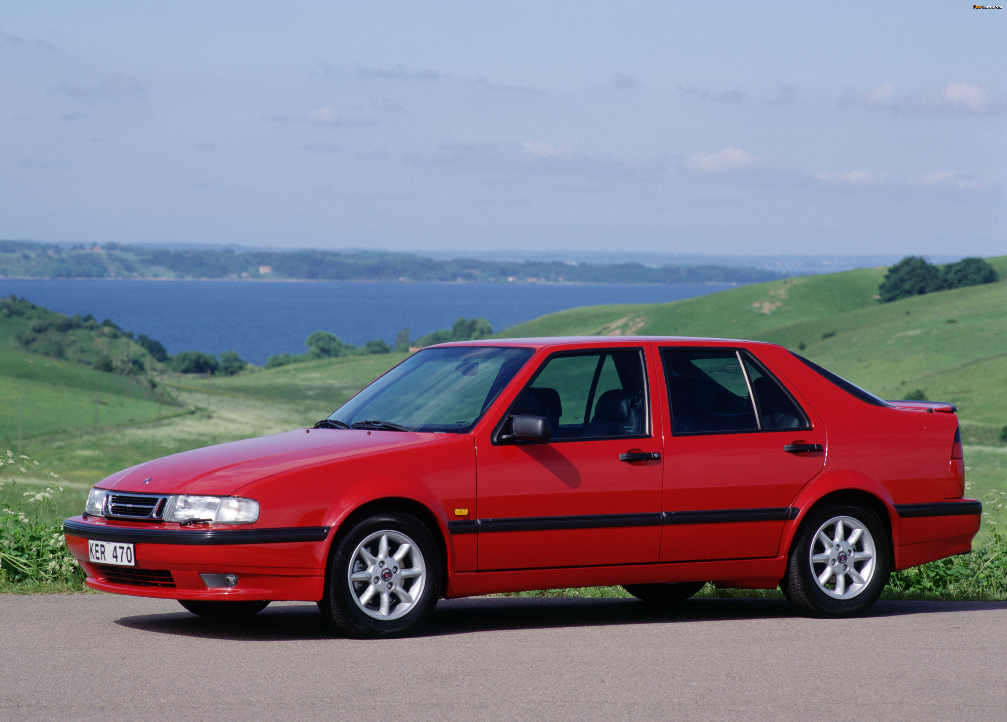 Pictures of Saab 9000 CSE Anniversary Edition 1996–98 (3490 x 2503)