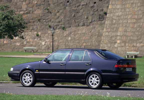 Saab 9000 CSE Anniversary Edition 1996–98 pictures