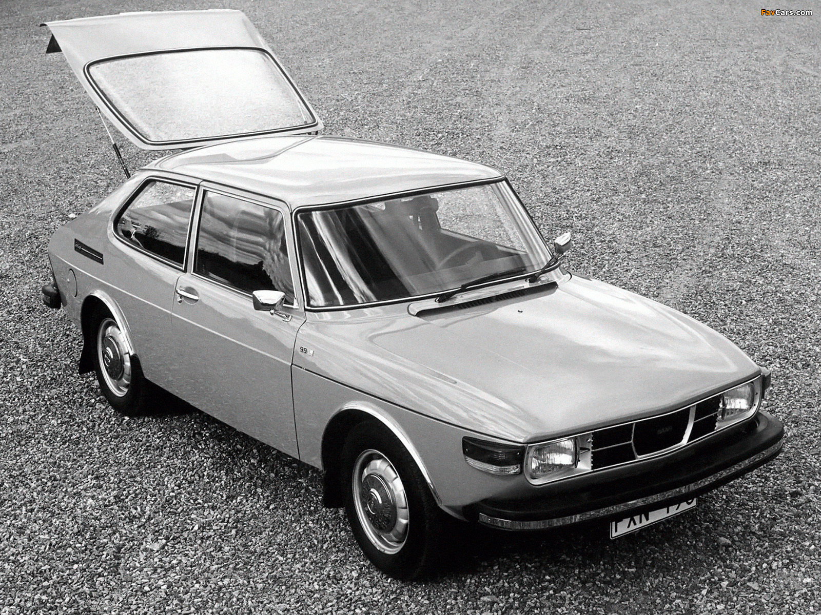 Photos of Saab 99 Combi Coupe 1974–78 (1600 x 1200)