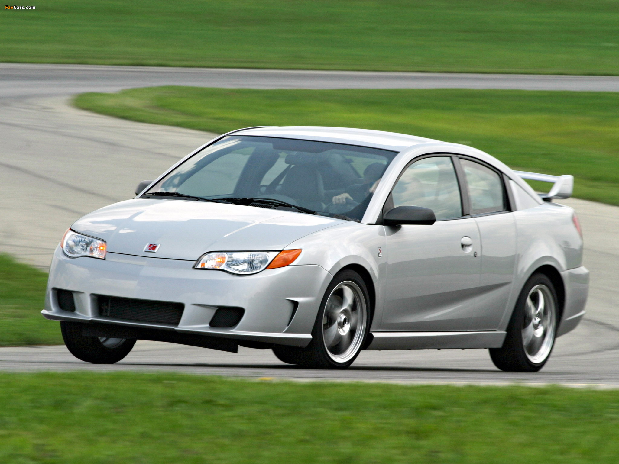 Saturn Ion Red Line 2004–07 pictures (2048 x 1536)