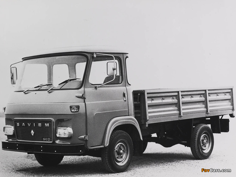 Saviem SG2 Super Goelette Truck 1971–79 photos (800 x 600)