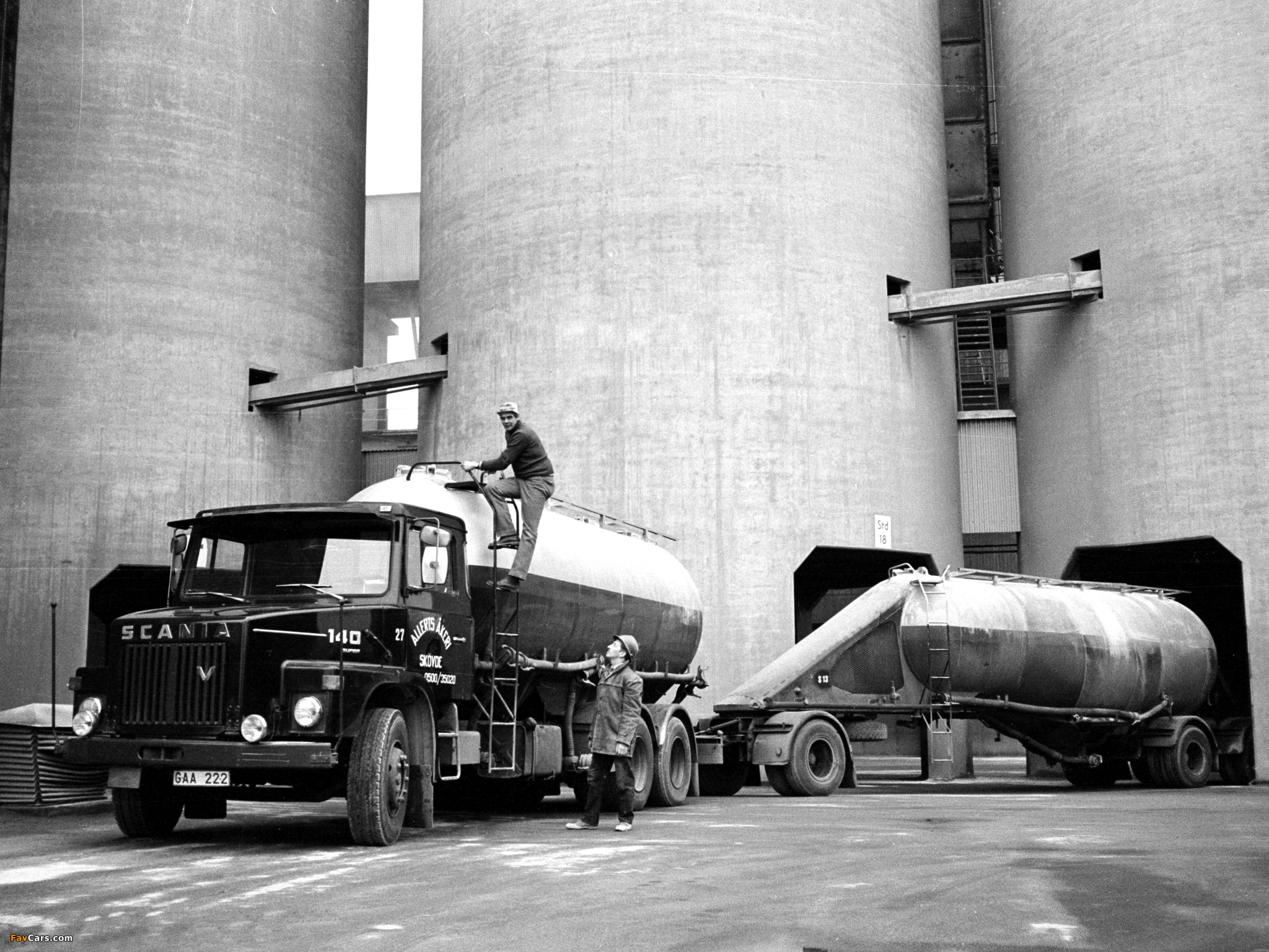Photos of Scania LS140 Tanker 1968–72 (2048 x 1536)