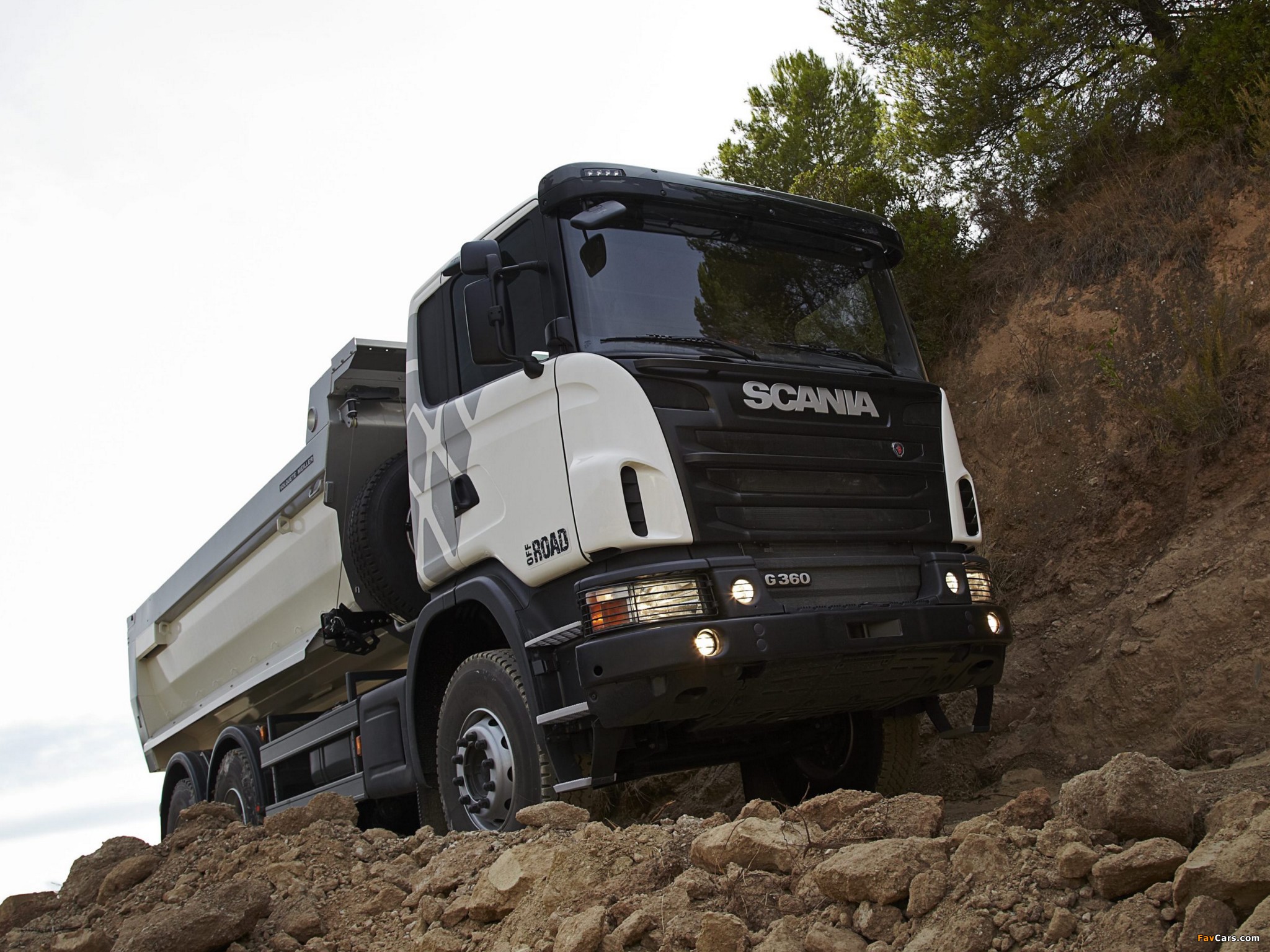 Scania G360 6x4 Tipper Off-Road Package 2011 photos (2048 x 1536)