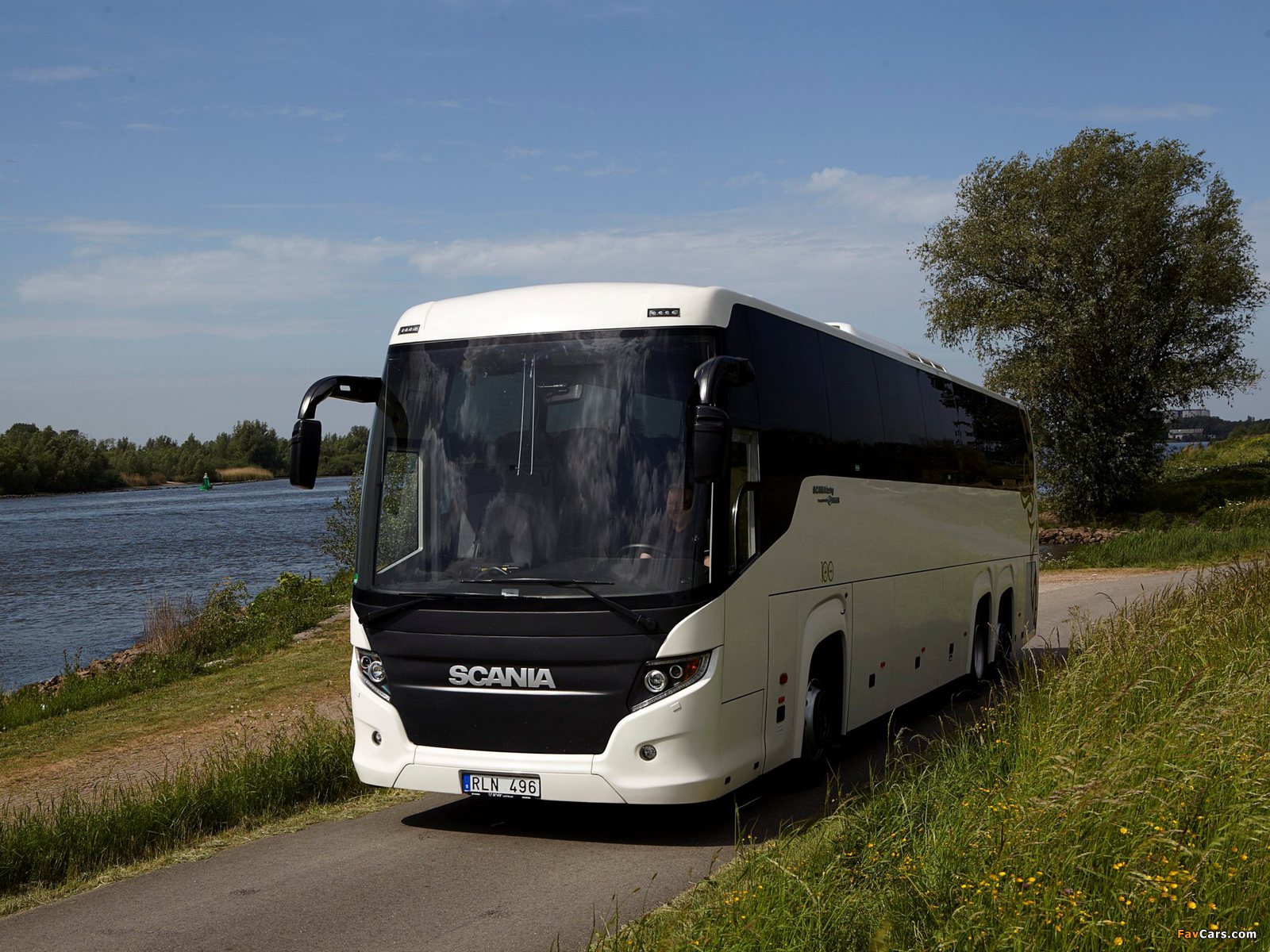 Higer Scania Touring HD 6x2 2009 wallpapers (1600 x 1200)