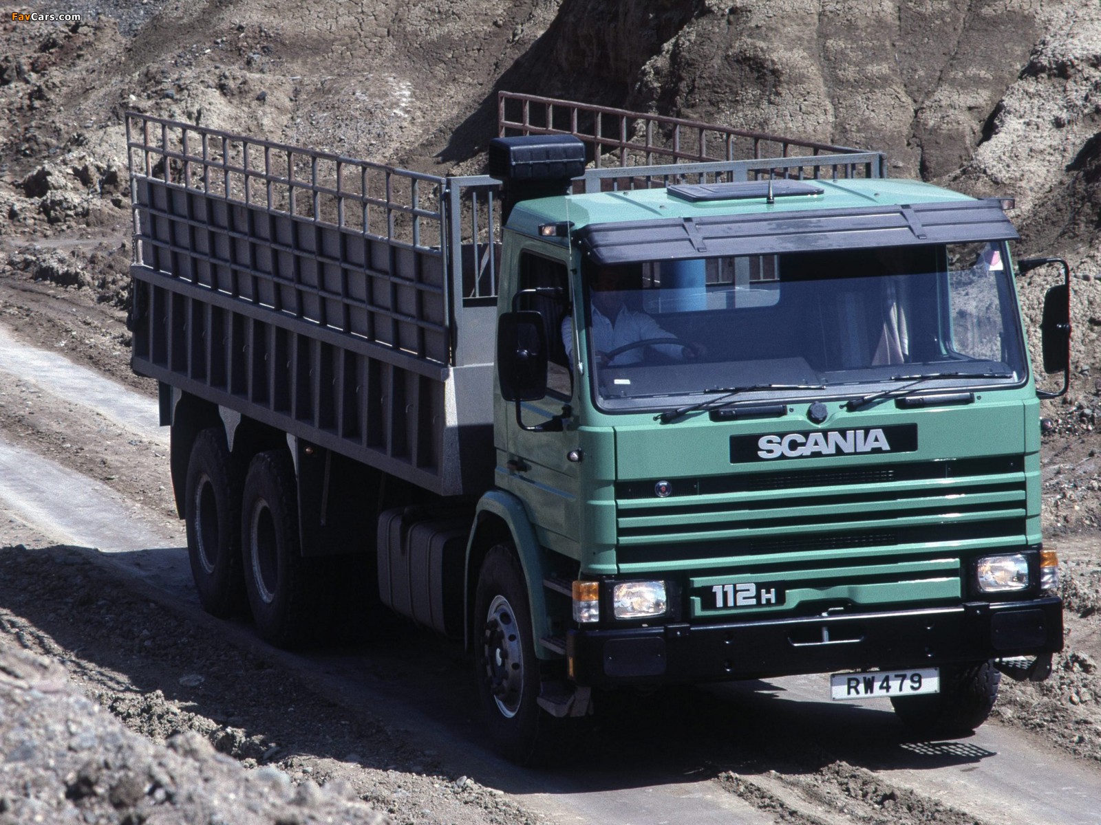 Images of Scania P112H 6x4 Tipper 1981–88 (1600 x 1200)