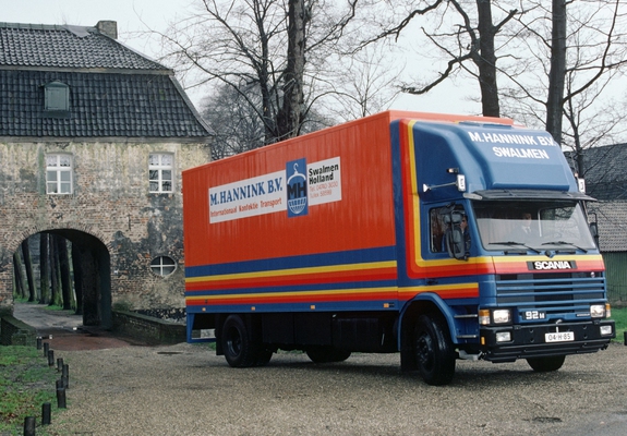 Photos of Scania 92M 4x2 1985–88